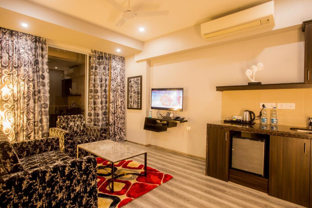 Encore Suites Goa Панаджи Екстериор снимка