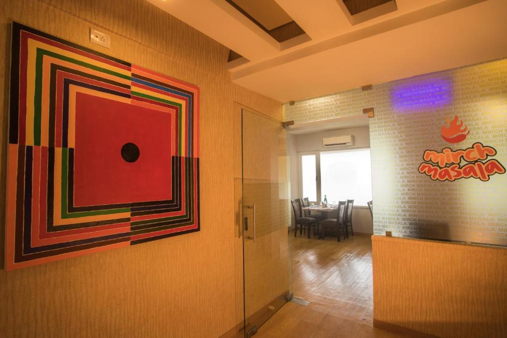 Encore Suites Goa Панаджи Екстериор снимка