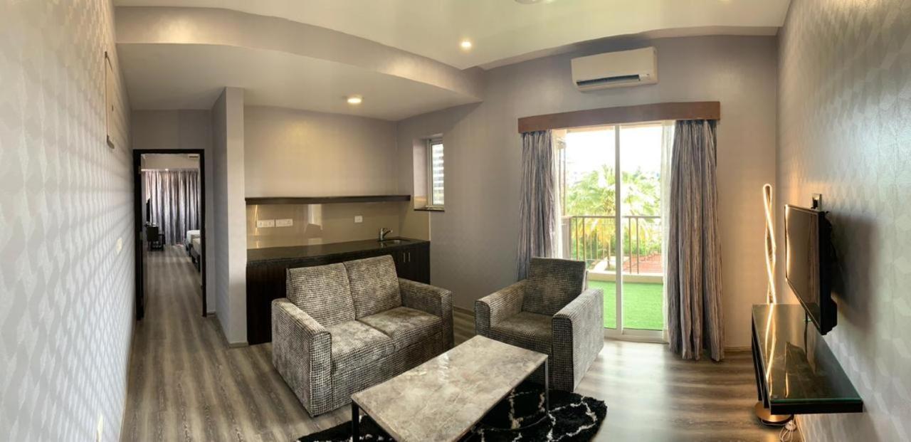 Encore Suites Goa Панаджи Екстериор снимка